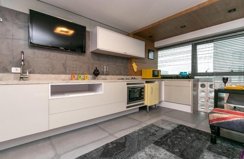 Reboucas Apartment | Studio Charmoso Central - 7th003