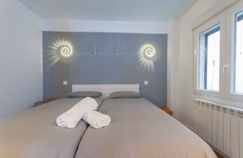 Atocha Apartment | -*Studio City Centre-Atocha-Delicias-WiFi, A/C*-