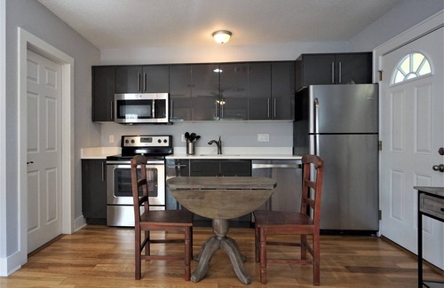 Historic Uptown Apartment | Studio Close to Downtown St Pete
