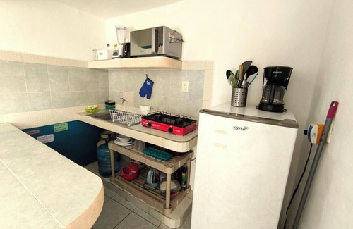 Colonia Adolfo Lopez Mateos Apartment | Studio comfy & equipped, 3 blocks to seawall and walking distance ferry & market