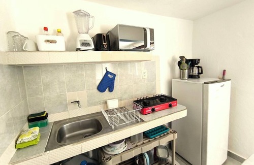 Colonia Adolfo Lopez Mateos Apartment | Studio comfy & equipped, 3 blocks to seawall and walking distance ferry & market