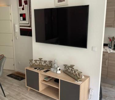 Saint-Augustin Apartment | Studio coin nuit terrasse parking Clim