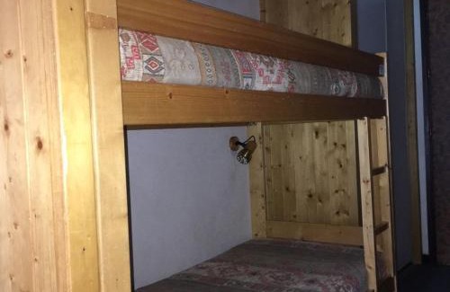 Val-d'Isere Apartment | Studio Confortable avec Balcon, Centre de Val d'Isère, Proche Pistes - FR-1-518-126