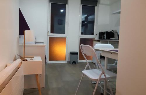 Boulogne-sur-Mer Apartment | Studio-Cosy 2 vue port à deux pas de Nausicaa