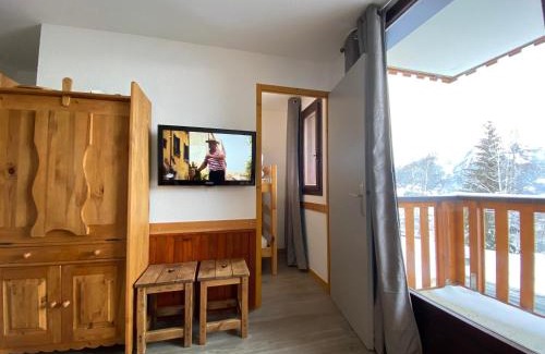 Montalbert Apartment | Studio cosy, accès direct pistes, proche commodités - FR-1-181-2505