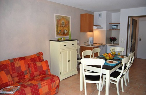Barjac Apartment | Studio cosy, accès Piscine + Parking Gratuit