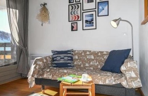 Montgenevre Apartment | Studio cosy avec lit escamotable et accès facile aux pistes à Montgenèvre - FR-1-266-183