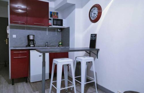 Beaulieu - Maladrerie - Saint-Paul Apartment | Studio Cosy & Parking privé proche Centre CAEN