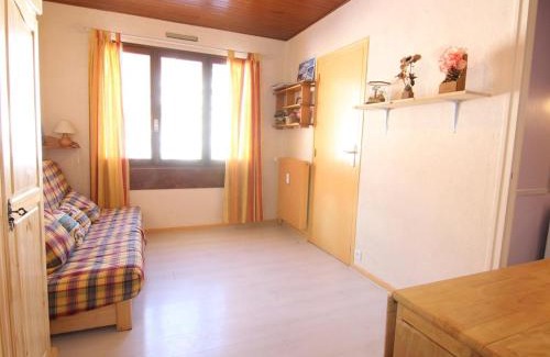 Viel-Alpe Apartment | Studio cosy pour 2 pers., proche télésiège et commerces, avec TV, casier à skis, et options confort - FR-1-405-139