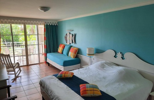 Gros Raisins Apartment | Studio de rêve dans un village de vacances - Salle de bain rénovée 2024 - Clim rénovée 2025