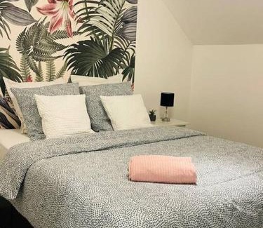 Champs-sur-Marne Apartment | Studio du Château
