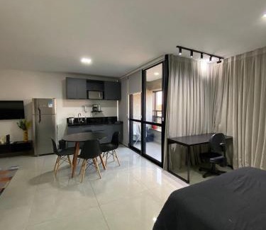 Jardim dos Estados Apartment | Studio em prédio luxuoso