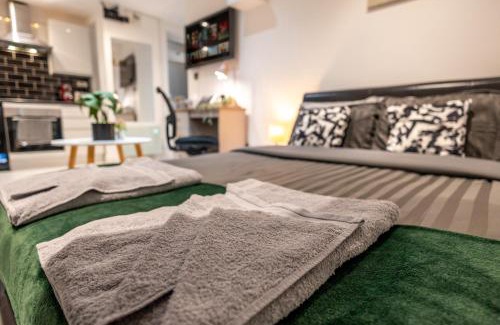 St. Dunstan's Apartment | Studio Flat in Stepney-Limehouse - Central London