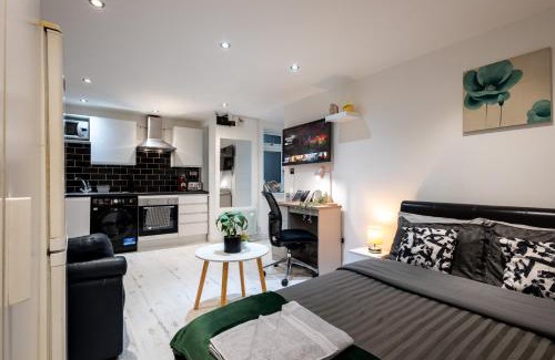 St. Dunstan's Apartment | Studio Flat in Stepney-Limehouse - Central London