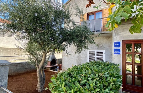 Ist Apartment | Studio flat with balcony Ist (AS-22436-a)
