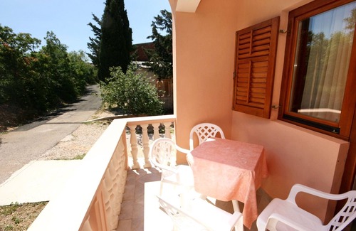 Rovanjska Apartment | Studio flat with terrace Rovanjska, Paklenica (AS-6209-a)
