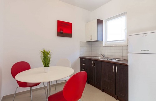 Stanici Apartment | Studio flat with terrace and sea view Stanići, Omiš (AS-17894-b)