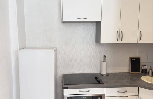 Romainville Apartment | Studio Fonctionnel Prés de Paris