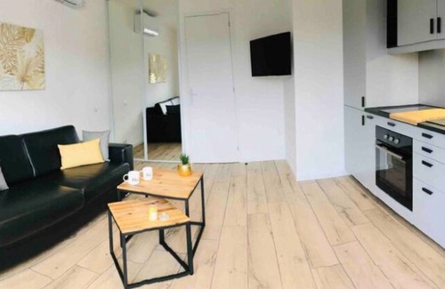 Les Adrets-de-l'Esterel Apartment | Studio Cosy Dans Lesterel Proche Mer