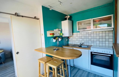 Saint-Vincent-de-Tyrosse Apartment | Studio Apartment 'Résidence Des Jardins' with Balcony