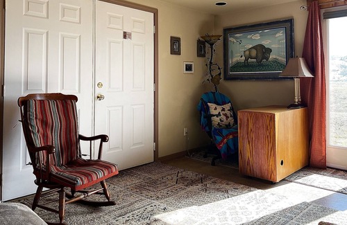 Hot Springs Apartment | Studio-garden Apartment; near hot mineral soaks, Pet friendly!