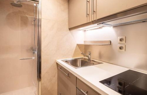 16th Arrondissement Apartment | Studio Hotel - 2 pers