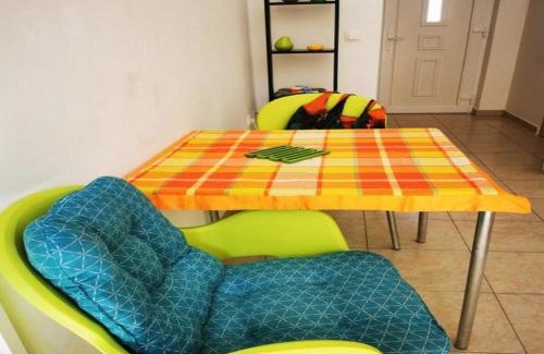 Molat Apartment | Studio in Brgulje with Beachfront Access