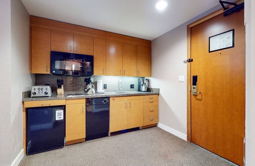 Mammoth Lakes Condo | Studio in Luxury Hotel, Right Across The Village. Pool & EV Charging Station
