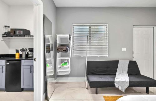 Allapattah Apartment | Studio in Miami - Ideal for Couples & Travelers
