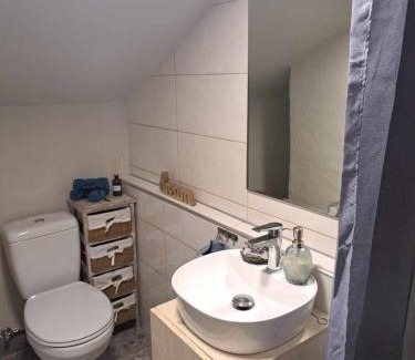 Salakos Apartment | Studio ISABEL