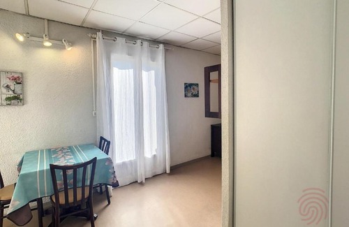 Lamalou-les-Bains Apartment | Studio Lamalou-les-Bains, 1 pièce, 2 personnes - FR-1-451-64