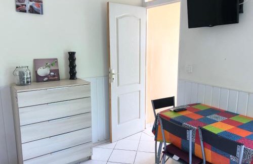 Trois-Rivieres Apartment | Studio Launa - 5 lotissenent Tolbiac 2 Route de la Regrettée 97114 Trois - Rivières