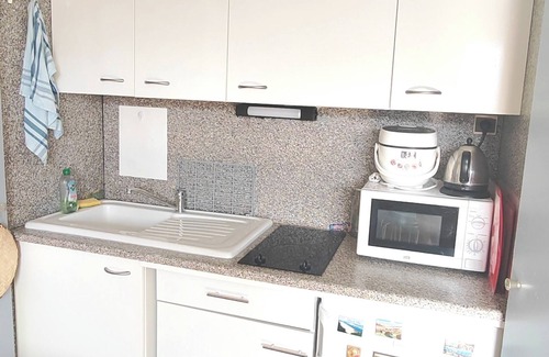 Saint-Lambert Apartment | Studio Lumineux Avec Piscine