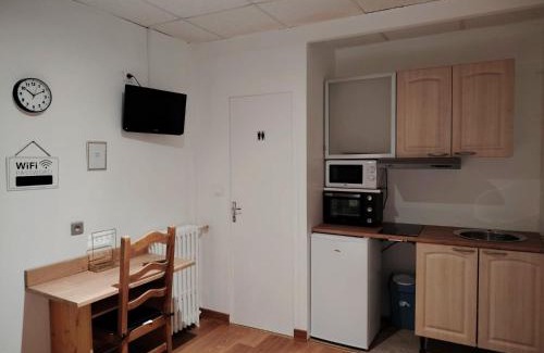 Amelie-les-Bains-Palalda Apartment | Studio N6 Appartement Hôtel Combes