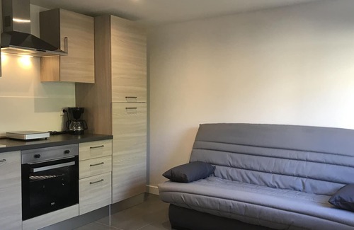 Muret Apartment | Studio Occitanie - 20 m2, fully equipped + garden