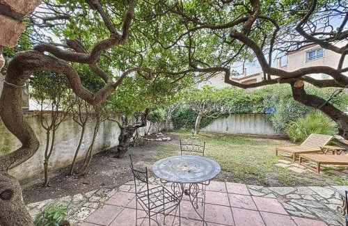 Saintes-Maries-de-la-Mer Apartment | Studio pour 2 à Saintes-Maries-de-la-Mer, proche plage et village, jardin calme - FR-1-475-161