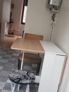 Combat Apartment | Studio Paris buttes Chaumont