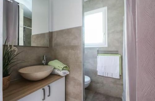 Eze House | STUDIO pied village EZE - dans VILLA - Parking Gratuit