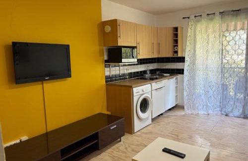 La Bocca Nord Apartment | Studio piscine parking Cannes