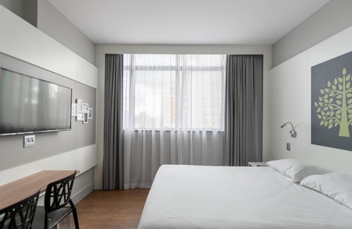 Batel Apartment | Studio Premium Batel HSB009
