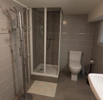 Lanildut Apartment | Studio privatif GR34 & mer au bout du jardin