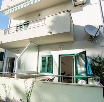 Promajna Apartment | Studio Promajna 2605a