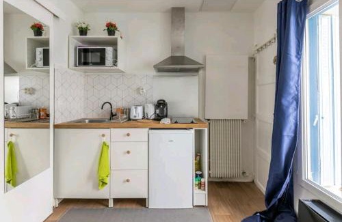 Puteaux Apartment | Studio Puteaux Paris-Defense by Servallgroup