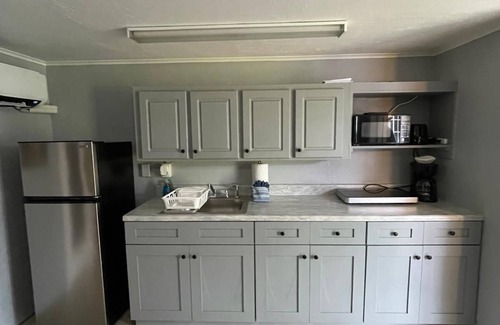 Matlacha Apartment | Studio Redfish Room in Matlacha/Fisherman's Paradise