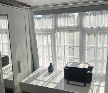 Harlow House | Studio Room
