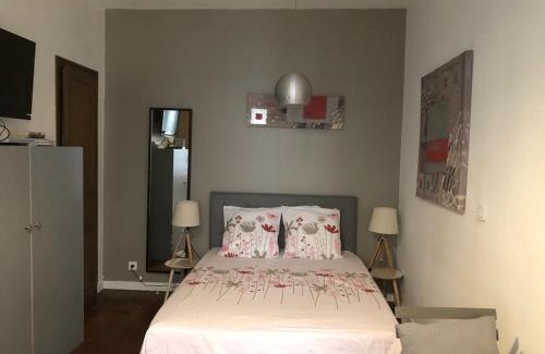 Notre-Dame-des-Champs Apartment | Studio Saint-Placide