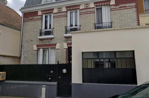 Meaux Apartment | Studio SN4 - Centre-Ville Meaux - Proche Disneyland