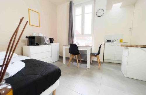 Meaux Apartment | Studio SN4 - Centre-Ville Meaux - Proche Disneyland