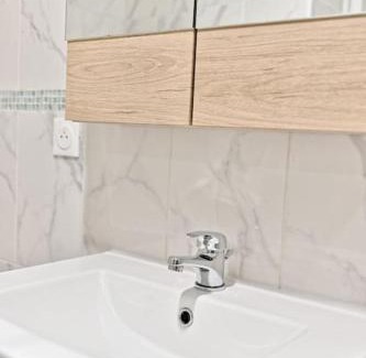 Gagny Apartment | Studio spacieux Rez-de-chaussée banlieue Paris- II