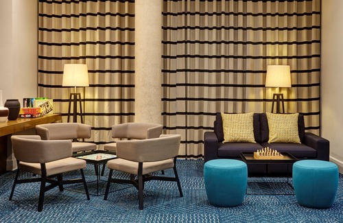 Prince's Apartment | Studio Suite in London | Business Centre On-Site + Free Wi-Fi